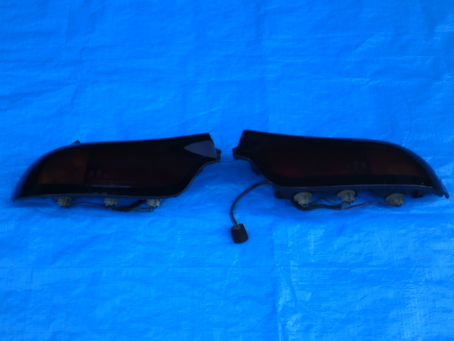 純正テールランプ　左右セット　FD3S・3型　中古品