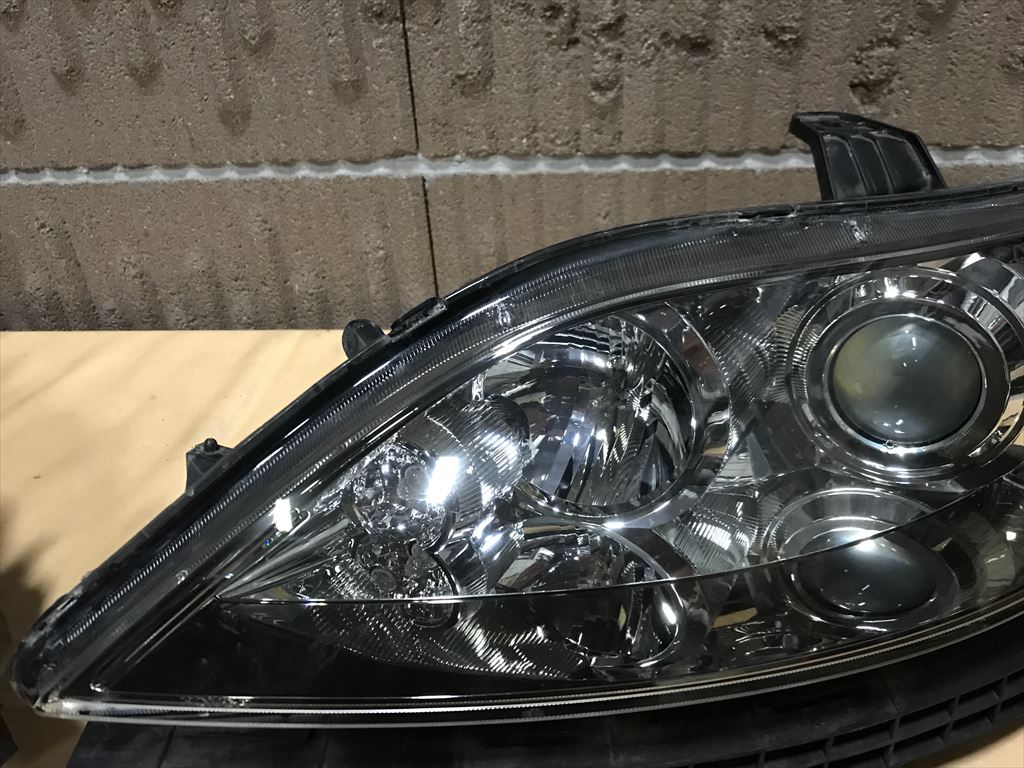 RR1 【クリア除去+再塗装済み】RR1/2エリシオン 前期純正HIDヘッド 