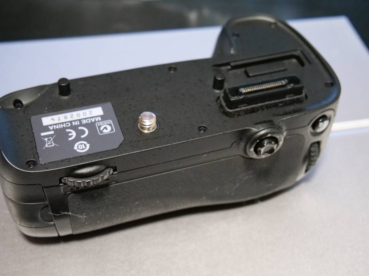 MB-D15 バッテリーグリップ | ニコン MB-D15ニコン用縦型バッテリー 