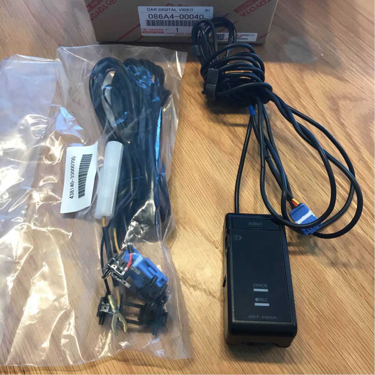 １円スタート トヨタ純正ドライブレコーダー DRT-H66A 086A-00040 ほぼ 
