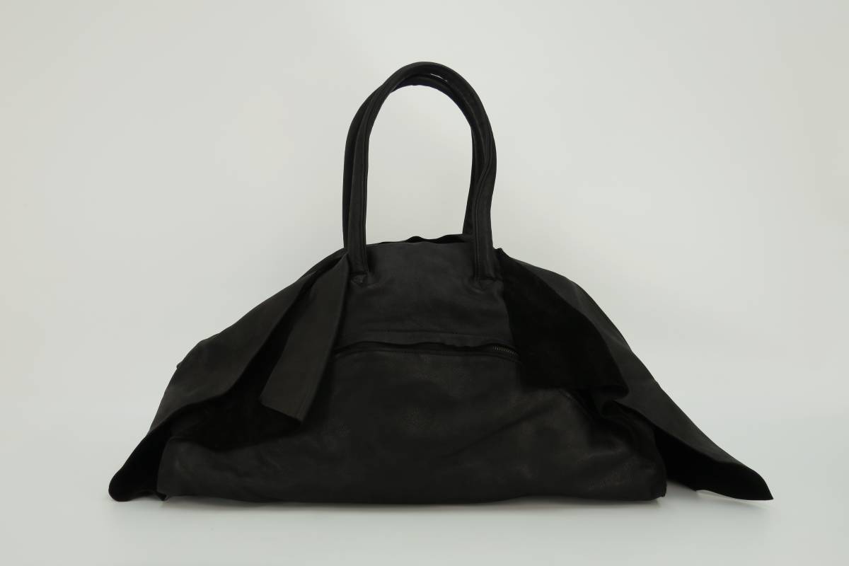 MIHARA YASUHIRO大きい黒皮バッグ新品同様F74-010 Maison MIHARA 