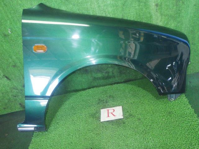 純正フェンダーアーチモールの取り付け♪（ダイハツ ミラジーノ LA-L700S 右フェンダーパネル G37 ブリティッシュグリーンマイカ 53811-97218-000 ミラジーノ・L700