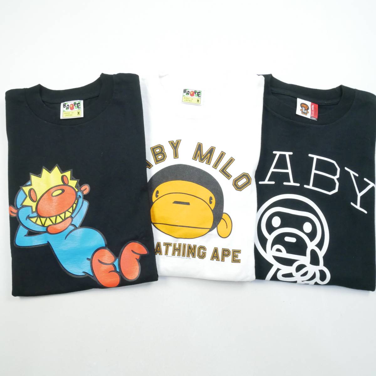 a bathing apeシャツ3枚セット A BATHING APE Tシャツ 3枚セット ア