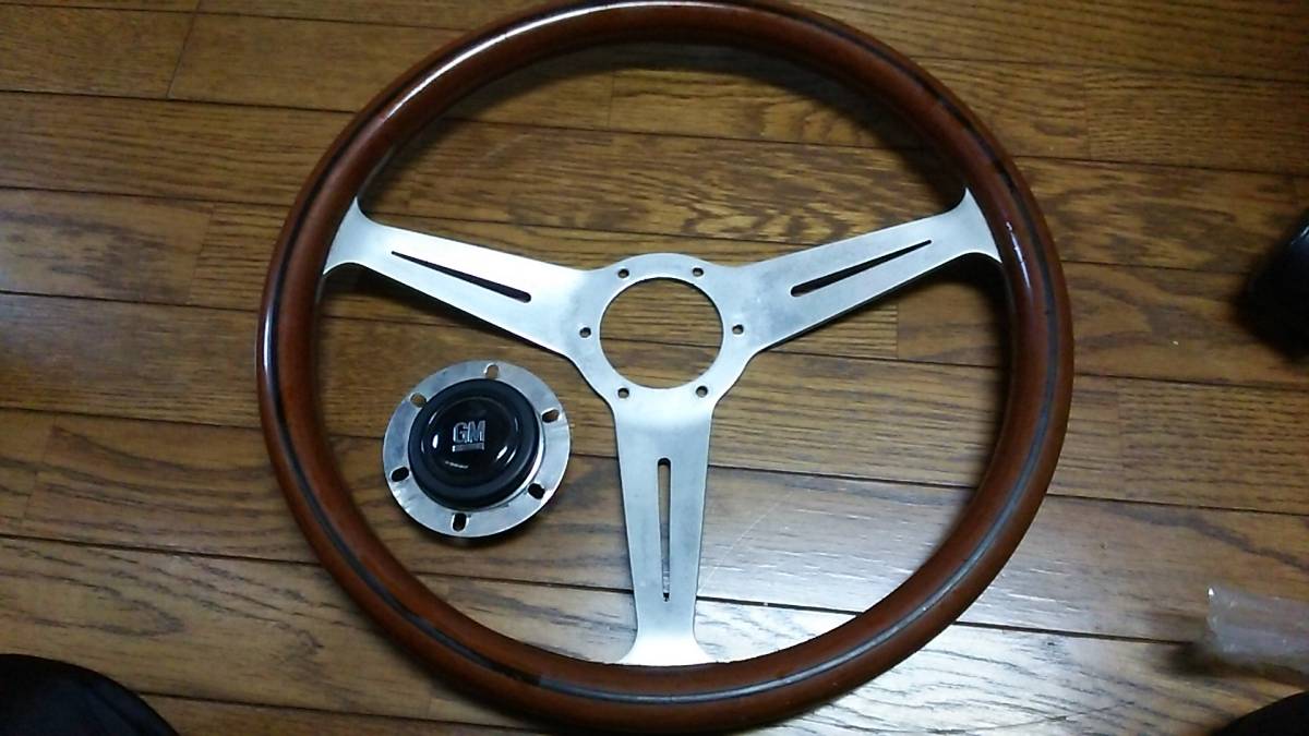 ゆ*る様 NARDI ステアリングホイール 3スポーク 正規品 外径360mm ゆ*