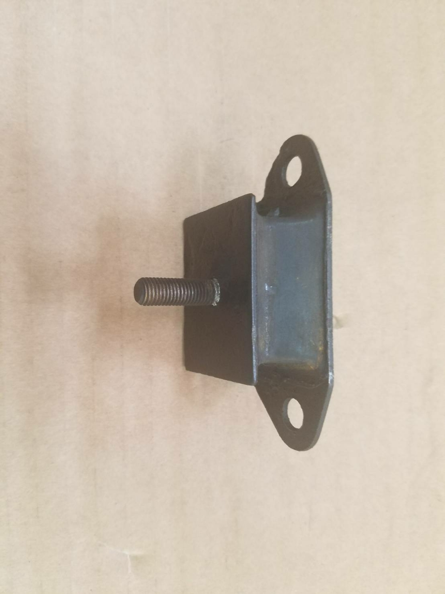 セドリック130 マフラーハンガー