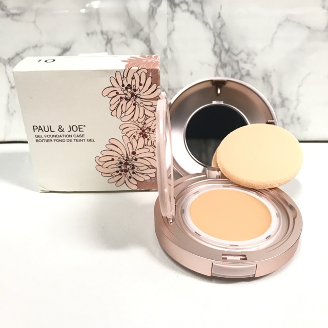 ＰＡＵＬ＆ＪＯＥ　エクラタン　ジェル　ファンデーション　１０　箱入り　新品未使用品