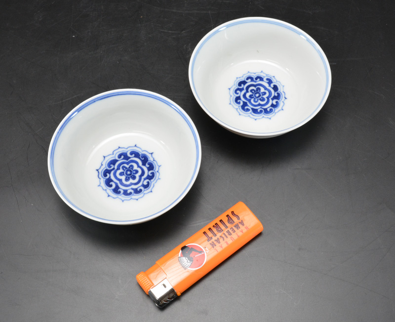 【元YI】中国美術　大清雍正年製　青花　花文碗　一對　古玩　CWA3