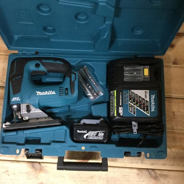 マキタ 充電式ジグソーJV182DRF 工具 電動工具 DIY 切断機 kd03001762