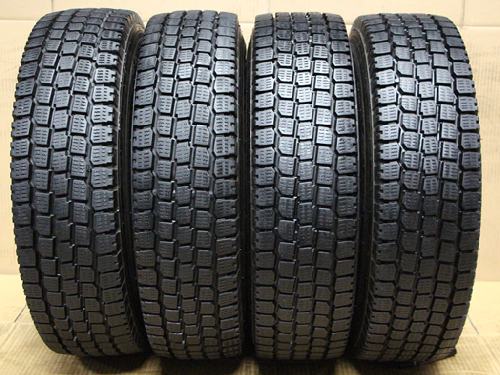 スタッドレスタイヤ ヨコハマ SY01 195/80R15 LT 107/105L LT 4本 2012 