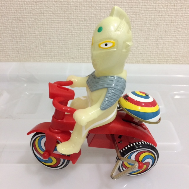 ブルマァクM1号蓄光ウルトラセブン三輪車ブリキ ゼンマイ式当時物