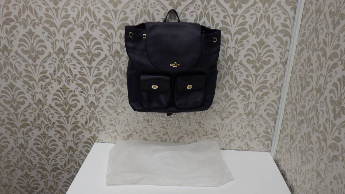 未使用 COACH F37410 NAVY ペブルレザー ターンロック 