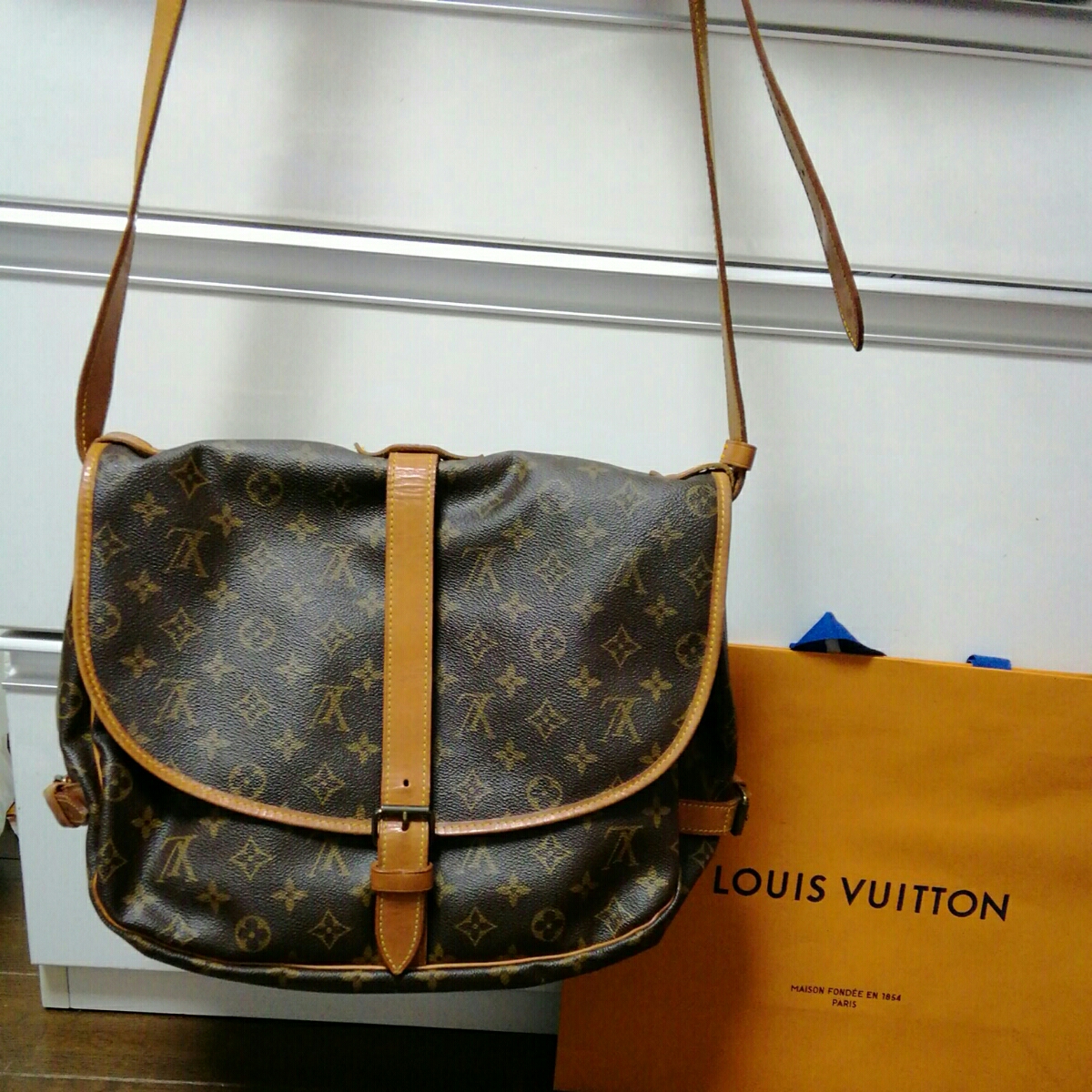 美品　LOUIS VUITTON 　ルイ　ヴィトン　モノグラム　ショルダー　バック　ソミュール　35 AR1910　１円スタート　人気　