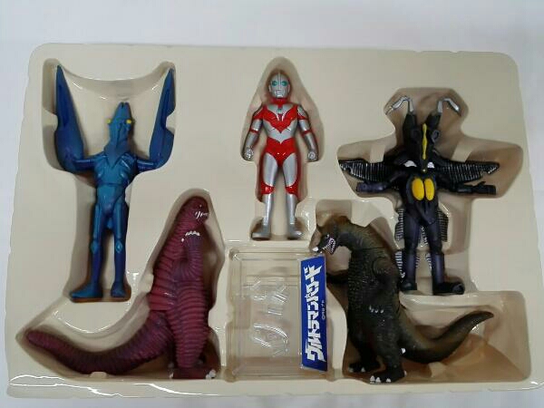 BANDAI バンダイ ウルトラマンパワード パワードファイトセット