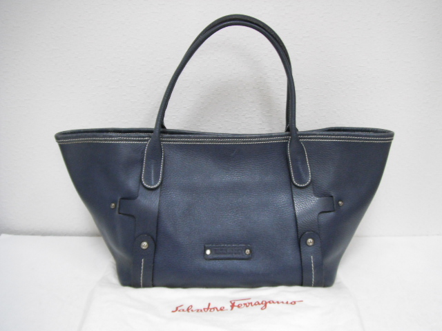 Salvatore Ferragamo フェラガモ ガンチーニ*レザー⁄革 Ferragamo 