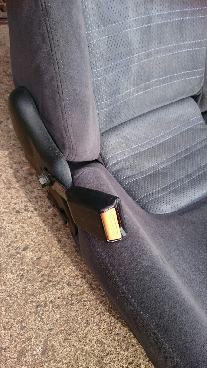 中古☆日産スカイライン R33 助手席純正シート★左側
