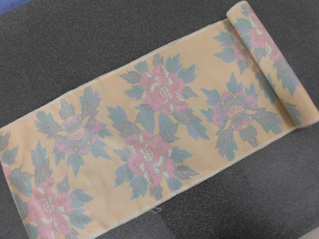  彩 新古品 正絹 本場大島紬 縦横絣 反物 未仕立て 12－9(大島紬)｜売買されたオークション情報、yahooの商品情報をアーカイブ公開 - オークファン 大島紬