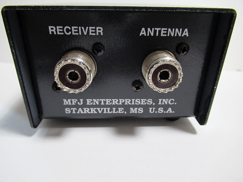 MFJ-956 SW/MW/LW Tuner （短波/中波/長波 受信専用プリセレクター