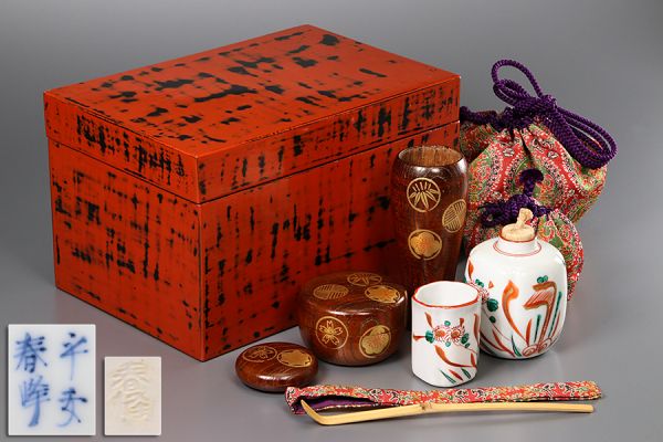 利休箱 菊彫り きんま 茶道具セット 翠雲 漆器 共箱 共布 利休箱 菊彫り きんま 茶道具セット 翠雲 漆器 共箱 共布 利休箱 菊