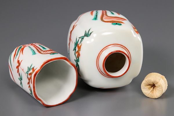 S1122. 茶道具 宗恵作 根来塗 利休茶箱 茶道具一式 平安春峰銘 金彩