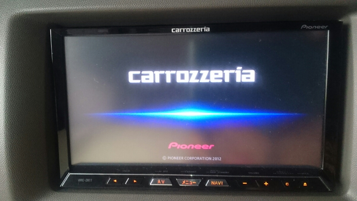 Carzzeria サイバーナビ AVIC-ZH77 4×4フルセグ DVD視聴