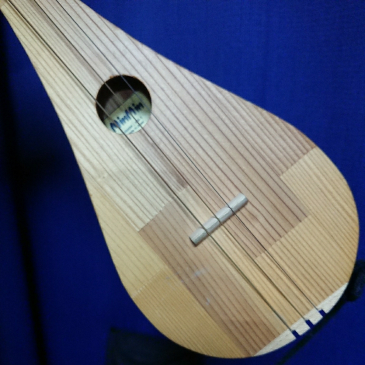 ミンミン MinMin みんなの民族楽器 3弦ギター MINMIN by Hosco HOSCO
