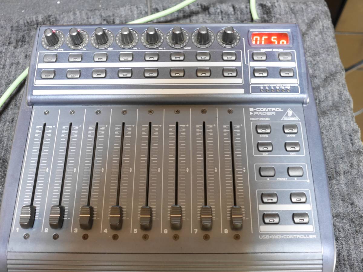 Roland音源モジュール 「Fantom XR」 ジャンク品 説明書付き