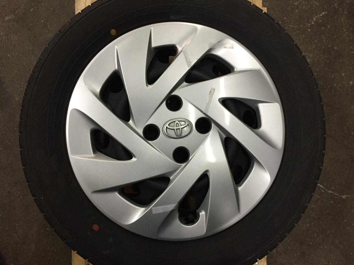 nhp10 ホイールキャップ トヨタ アクア NHP10 スチールホイール＋