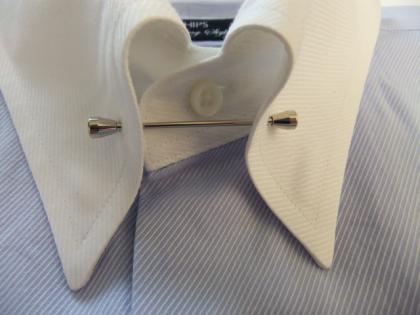 Shipsシップス ダブルカフス フレンチカフス ピンホール ドレスシャツ クレリック サックスブルー ホワイト Size39 スリムフィット スーツ 売買されたオークション情報 Yahooの商品情報をアーカイブ公開 オークファン Aucfan Com