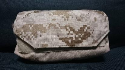 実物放出 EAGLE AOR1 Dタグ シグナルポーチ DEVGRU SEAL CAG DELTA CIF