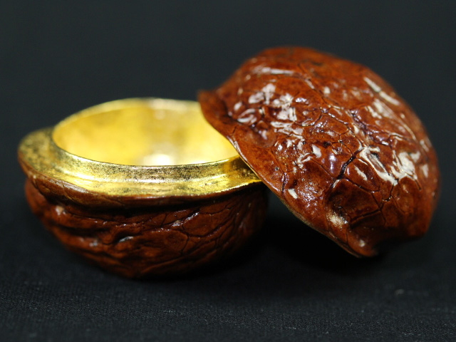■拳■　茶道具　乾漆作家『宗勝』造　乾漆内金塗胡桃形香合　共箱　蓋物　合子_2