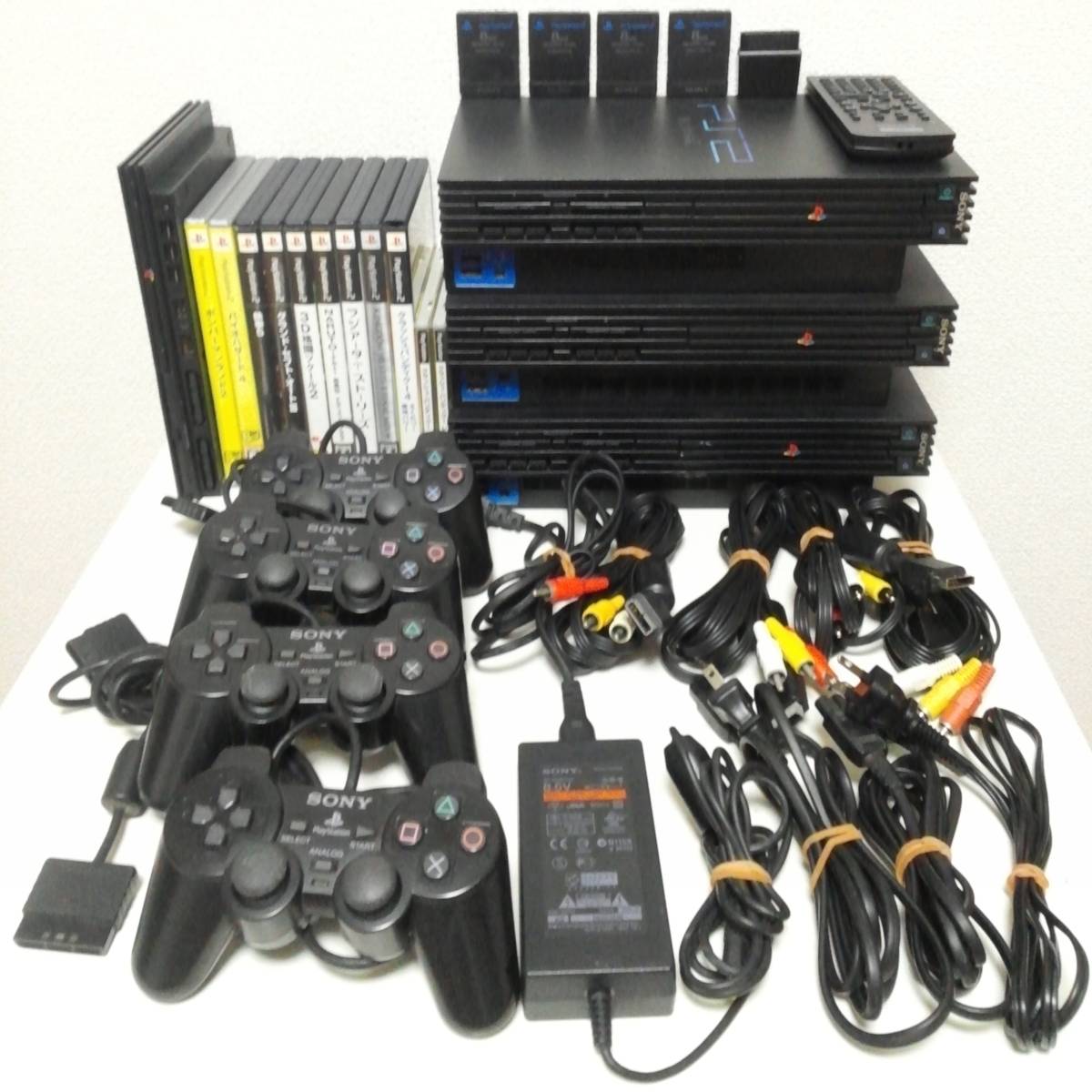 【激安超お得】 動作品含む PS4 PS3 PS2 本体 4台 薄型 PS2本体 薄型 人気 PS4ソフト PS3ソフト PS2ソフト コントローラー セット ジャンク