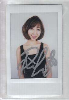 飯田 里穂のYahoo!オークション(旧ヤフオク!)の相場・価格を見る
