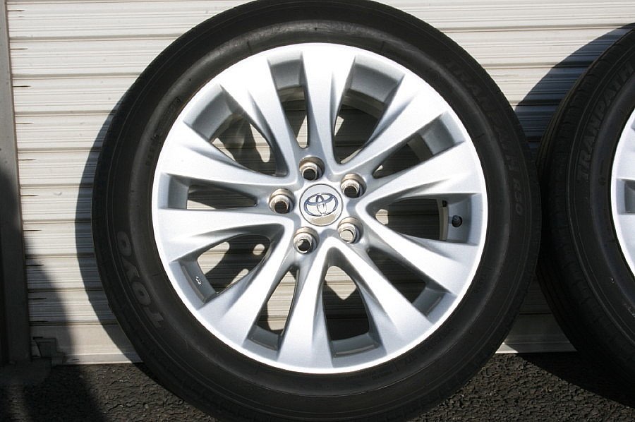 ☆100円～完全売り切り トヨタ 20系アルファード 純正【 235/50R18 