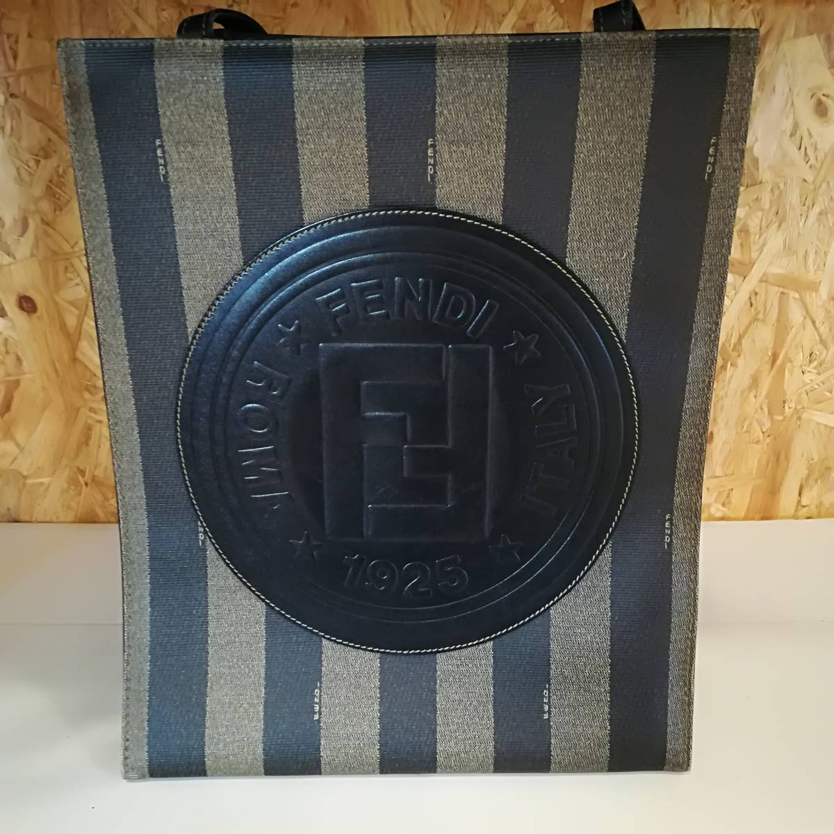 FENDI フェンディ ショルダー　トートバッグ マグネットホック