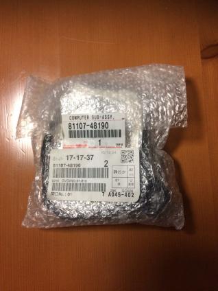 トヨタ純正 HIDコンピュータ 81107-48190 85967-51010 30系 ハリアー