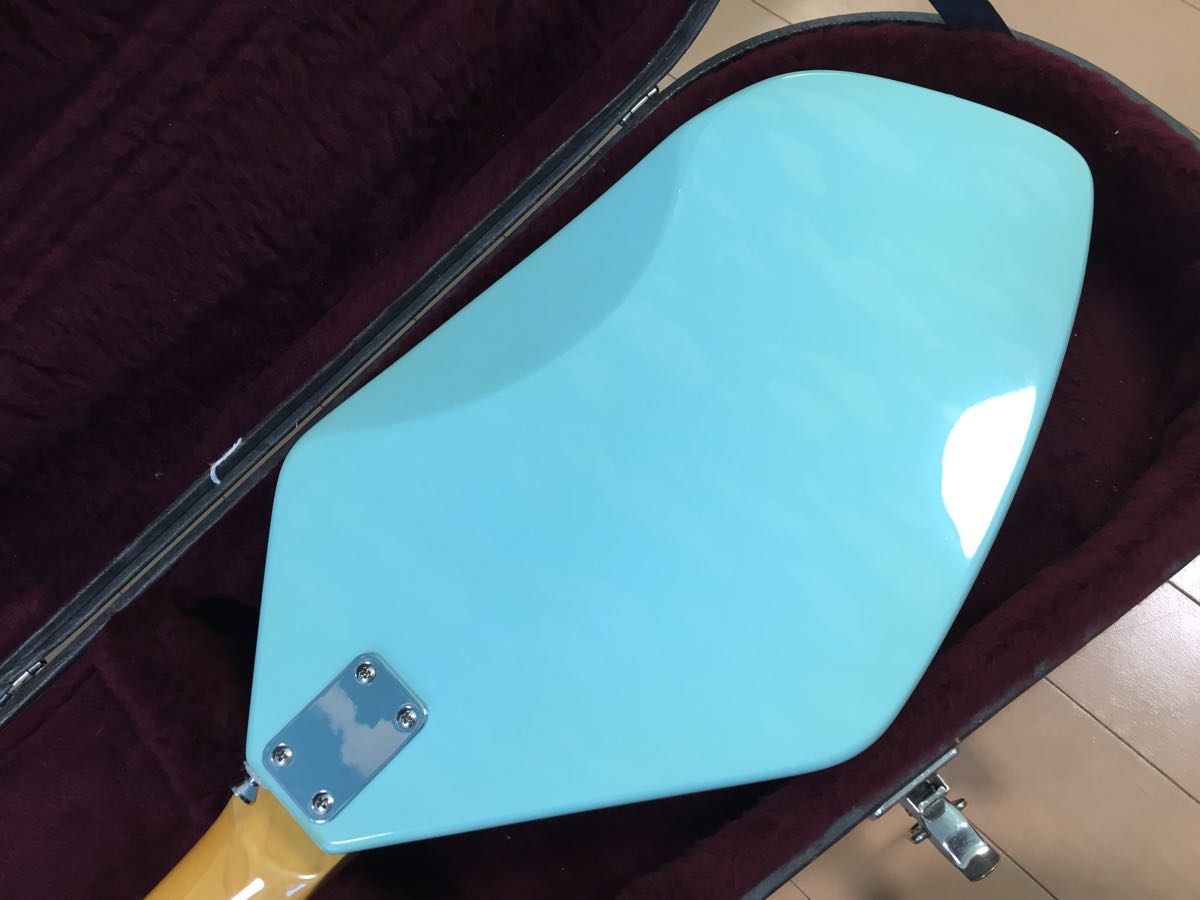 Phantom Guitar Works_4