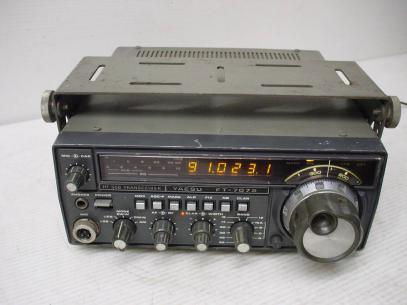 rc493) YAESU / ヤエス FT-707s ジャンク Yaesu FT-707S HF