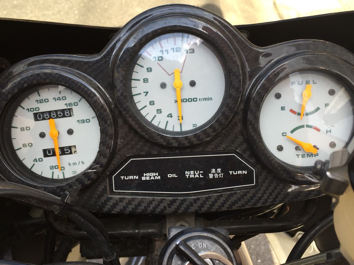 スズキ RG400/500Γ 260kmバイクスピードメーター スズキ rg400 Γ ガンマ 実働 絶好調 極上 整備済み 中古車 rg500 Γ