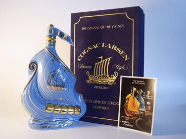 ラーセン スカイブルー 700ml 40度　箱付き ラーセン スカイブルー シップ 700ml 40度 箱付 : お酒の大型専門店