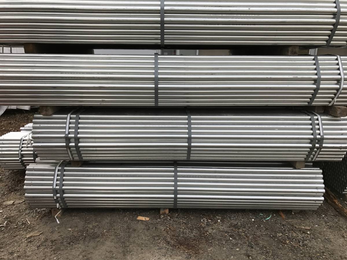 仮設足場資材 単管パイプ１ ０m 両ピン無し 厚み２ ４mm 直径４８ ６f １本単価４２０円 各サイズも有り 足場台 足場板 売買されたオークション情報 Yahooの商品情報をアーカイブ公開 オークファン Aucfan Com