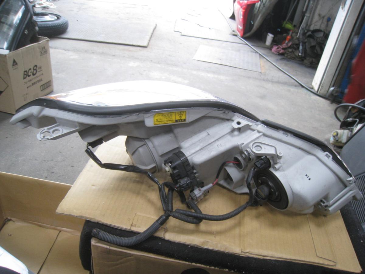 マークⅡブリット JZX110W 純正 HID ヘッドライト Assy 左右セット
