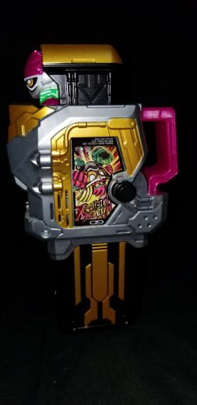 仮面ライダーエグゼイド　マキシマムマイティXガシャット　劇中プロップ風　リペイント　塗装　ビルド　フルボトル