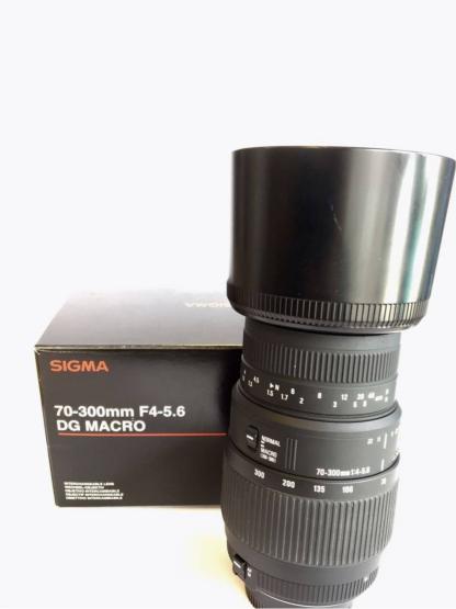 SIGMA シグマ 70-300mm F4-5.6 DG MACRO ニコン用