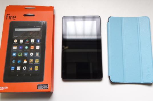 Fireタブレット 第5世代 2015年モデル amazon SV98LN 7インチ 容量8GB ブラック アマゾンファイア　ケースおまけ
