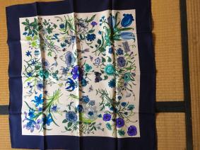 昭和 オールド GUCCI グッチ スカーフ 花柄 大判 ヴィンテージ(グッチ