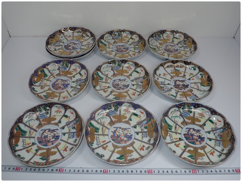 古伊万里 中皿 色絵 染錦 金彩 6寸皿 有田焼 金襴手 花文