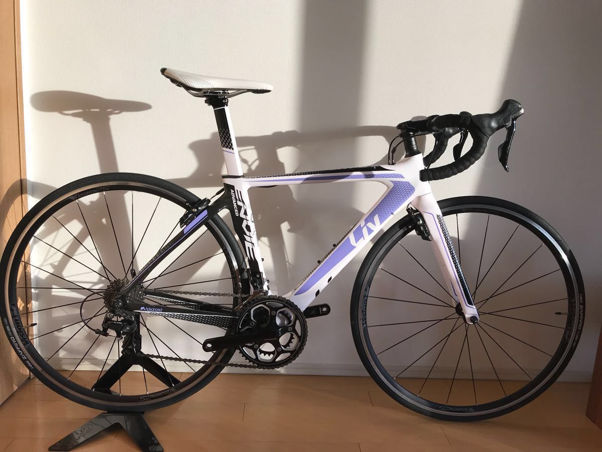 Giant Liv ENVIE ADVANCED2 フルカーボンエアロ Liv」「ロードバイク