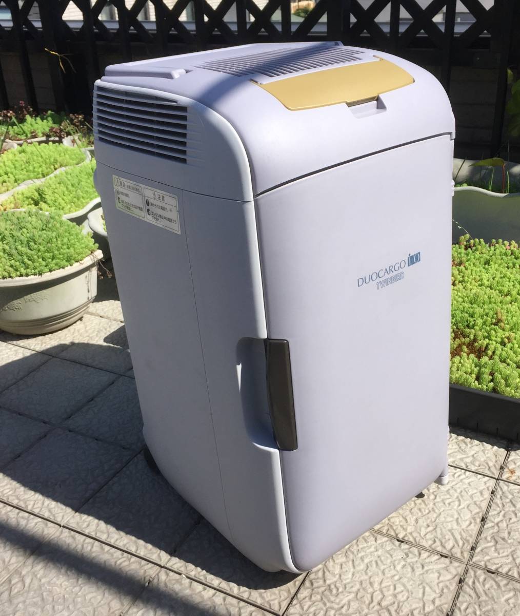 ☆ツインバードDUOCARGO 2電源ポータブル電子冷温ボックスHR-D202型☆AC/DCコード付き!!車載でも自宅でも保冷・保温に一年中使えます