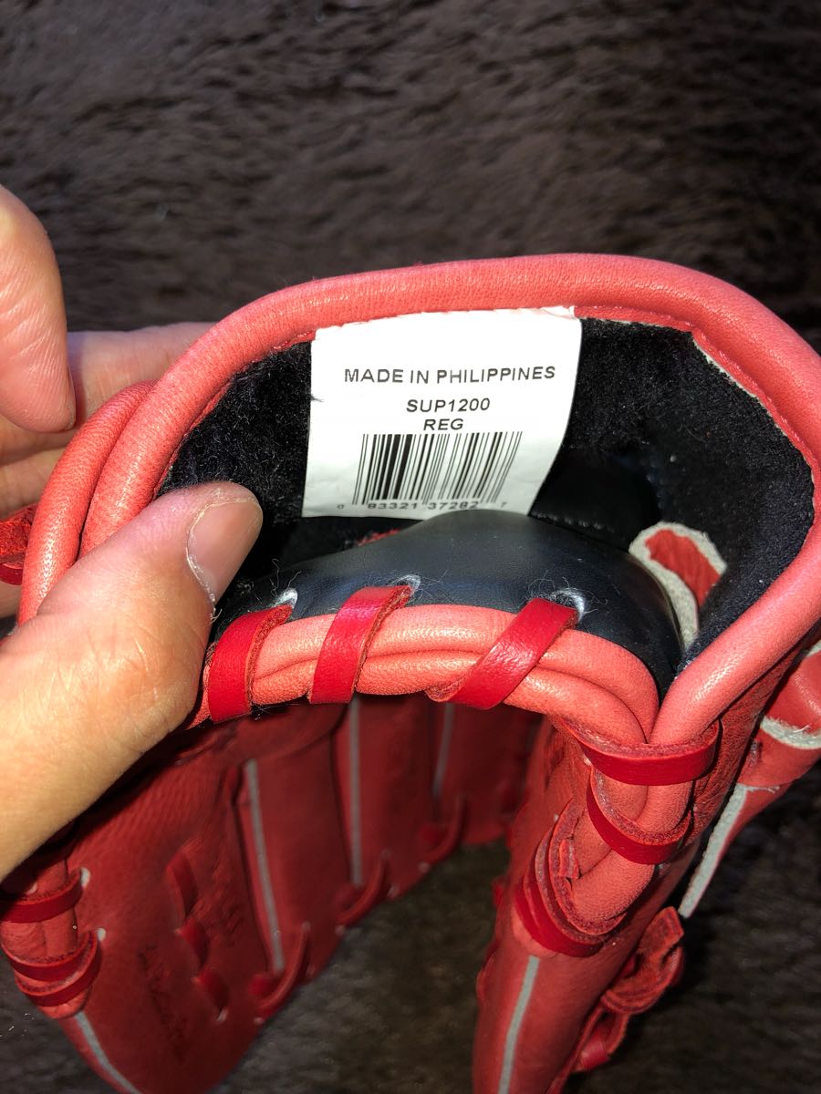 未使用 SUPREME x RAWLINGS シュプリーム ローリングス グローブ 赤 右