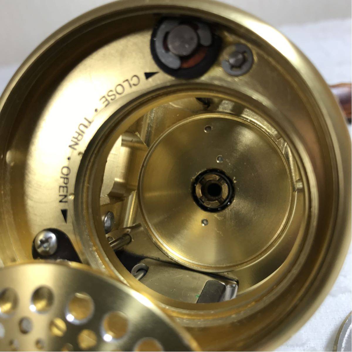 ★シマノ★美品カルカッタコンクエスト400F_7